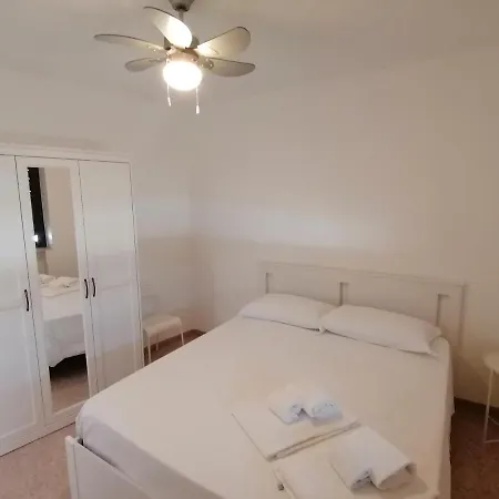 Gorgo Rinaldi - Locazioni Brevi Guest House Monopoli Exterior photo